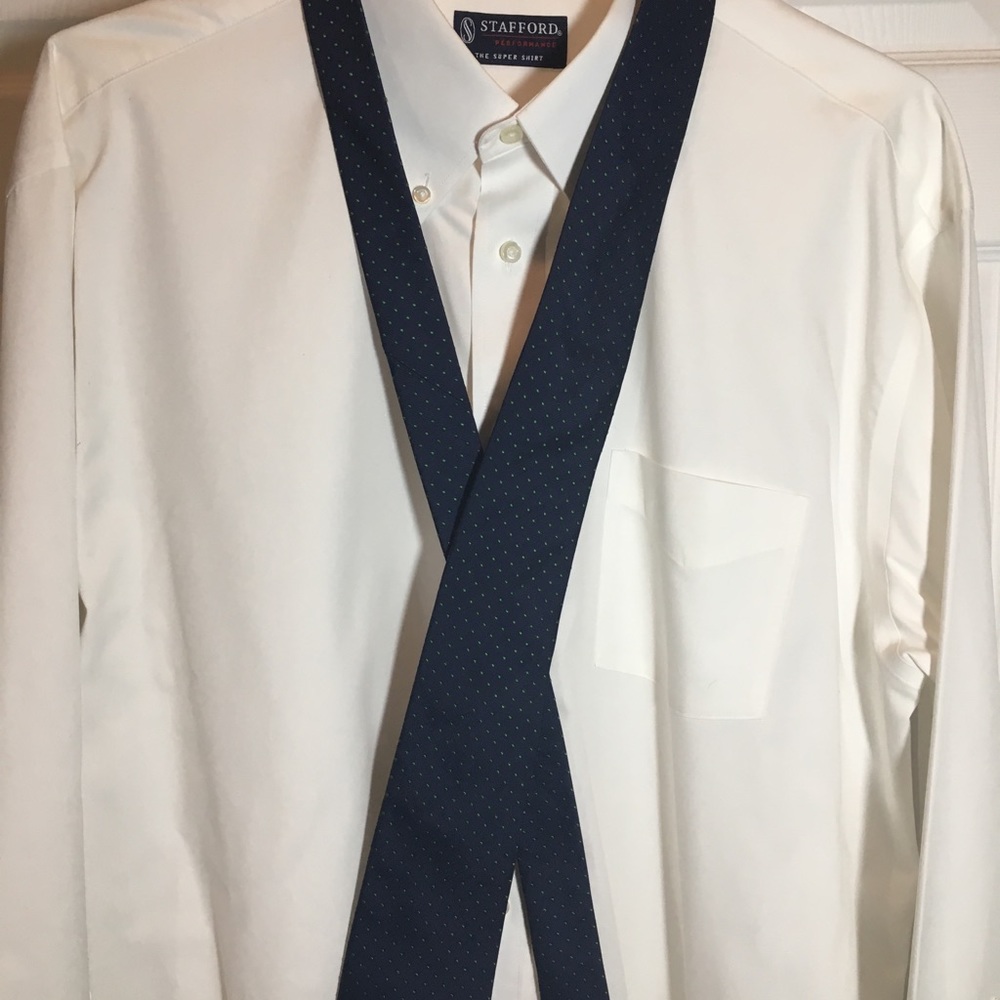 Chaps Tie, Hand Made 100% Silk, Blue w/ Green Dots